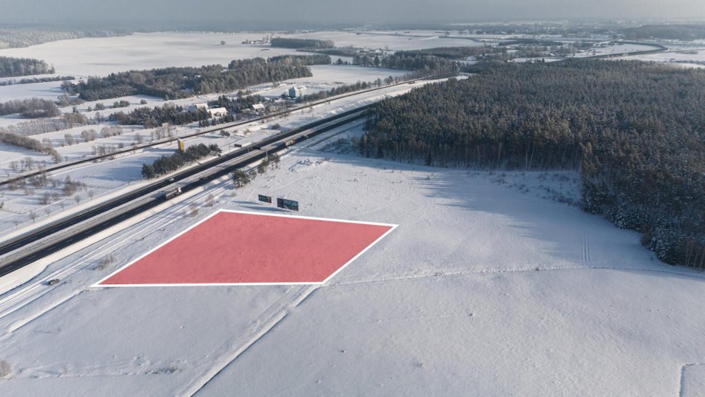 Świętajny – zaznaczona działka od strony S7